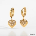 Goldene herzförmige Creolen mit klaren Zirkonia-Einlagen für einen luxuriösen Look - Goldene Herzohrringe (KD3037)