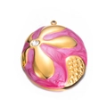 Macro-opname van ovale gouden hanger met roze-paars emaille en wit strassteen kristal - Roségoud