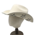 Détail du chapeau de cowboy ivoire avec étoiles argentées brillantes sur le bord - M(56-58cm) / Beige