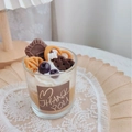 Handmade strawberry chocolate scent candle in glass with biscuit and blueberry decor - Pretzel Cookie - Coffee Scent