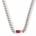 Collar de cadena plateada con una piedra de circón rojo rectangular en el centro - Estilo Oro Blanco Con Circonita Roja (PDD023)