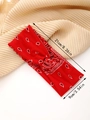 Detailansicht von rotem Paisley Yoga-Haarband mit 21cm x 9cm Größenangaben-Grafik - Rot Paisley
