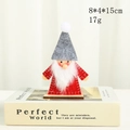 Gnome de Noël en feutre rouge et gris sur socle en bois, décor de fête de 8x4x15cm - Chapeau Gris Corps Rouge