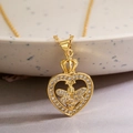 Collana dorata con pendente a cuore e corona motivo ape con pietre di zircone lucide - Stile Zirconia Bianca