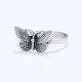 Anello a farfalla 3D vintage in argento con finitura ossidata e fascia lucida da donna - US 5 / Color Acciaio