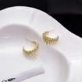 Elegant gold C-shaped wave earrings with sparkling crystals in a vintage pearl style - Irregular C-shaped Wave Gold Rhinestone Style (E4278-3/Gold) / Gold