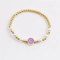 Pulsera de cuentas doradas con perlas blancas y colgante de luna en esmalte púrpura - Colgante de Luna Púrpura