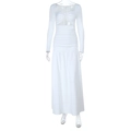 Detalle del vestido blanco de manga larga con diseño de nudo frontal y cintura fruncida - XS / Blanco