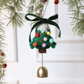 Addobbo natalizio in feltro con palline colorate, fiocco di velluto e campanello dorato - Albero a sfere colorate verde / 7*13CM