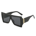 Gafas de sol mariposa extragrandes en negro con bisagras metálicas doradas - Montura Negra Lentes Gris Negro