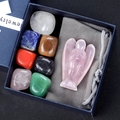 Set di pietre chakra con angelo in quarzo rosa e sette cristalli in scatola regalo - 7 Pietre Burattate + Angelo