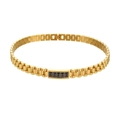 Vista ravvicinata della collana a cinturino in oro 18K con cinque zirconi neri rettangolari - Collana a Maglie Stile Cinturino con Intarsio di Zircone - Zircone Nero