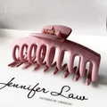 Matte dusty pink large claw clip with geometric design and sturdy grip for thick hair - 11cm / Matte Purple