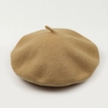Classic camel wool beret hat for women with thick texture and warm French style - M (56-58cm) / Camel