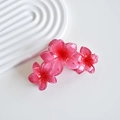 Detail view of a pink floral hair claw clip with glossy acrylic flower cluster design - 1# Red Gradient Triple Plumeria