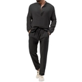 Détail de l'ensemble décontracté pour homme montrant la texture gaufrée et le col henley - S / Noir