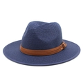 Dettaglio della trama del cappello Fedora blu scuro con fascia in pelle marrone e rivetti - M (56-58cm) / Blu navy