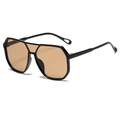 Lunettes de soleil rétro oversize avec monture noire et verres thé à branches creuses - Monture Noire Verres Thé