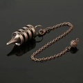 Vintage Bronze Pendel aus massivem Metall mit konischem Spiraldesign und dekorativer Kugel - Stil 27