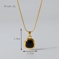 Collana in acciaio al titanio con pendente rettangolare in pietra di cristallo nero naturale - Nero