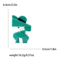 Spilla donna in acrilico verde con cappello, misure 6.4x4.5cm e peso 16.2g su bianco - Verde