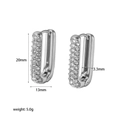 Dettaglio orecchini a cerchio quadrati argento con misure 20x13mm e peso di 5,0 grammi - Stile Argento Zircone Bianco (TE6372-WT-S)