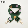Dettaglio tracolla regolabile verde con cuori viola e fibbie in metallo dorato - Green Pink Heart (Z-19)