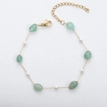 Détail de pierres naturelles vertes et perles sur un bracelet plaqué or réglable - Bracelet 17+5cm / Vert (Perle + Pierre verte)