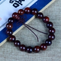 Bracelet de perles de prière en bois de rose rouge foncé poli avec nœud traditionnel chinois - 12mm x 17 Pièces (Version Standard) / Coloration