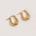 Gepolijste gouden U-vormige creolen met een minimalistisch dik metalen ontwerp - Small Glad Model / 10*16mm / Goud