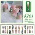 Uñas postizas degradadas en verde y rosa con diseños de corazones blancos y purpurina - Estilo de Corazón en Degradado Rosa Verde Hierba (A761)