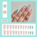 Grüne und rosa Mandel-Kunstnägel mit Gänseblümchen-Design und French-Tips-Stil - Gletscherblume [Klebestil] (W1095)