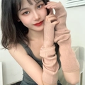 Pink knitted fingerless arm warmers with slouchy ribbed texture for a trendy look - Khaki