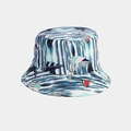 Dettaglio del motivo nautico con barca a vela e onde sul cappello alla pescatora - Stile Stampa Geometrica di Barca a Vela Nautica