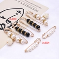 Elegant gold pearl safety pin brooches in 3.8cm and 5.8cm sizes for waist adjustment - Simple Elegant Black And White Combination