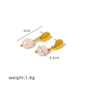 Golden titanium steel earrings with white pearls, 2cm length, minimalist vintage style - Gold Shell Waterdrop Pearl