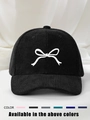 Detalle que muestra varios colores de gorras de béisbol de pana con bordado de lazo - Ajustable / Negro