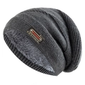 Donkergrijze heren gebreide muts met dikke fleecevoering en bruine leren label - L(58-62cm) / Grijs