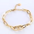 Pulsera minimalista de cadena de acero inoxidable dorado con colgante ovalado letra B - Dorado