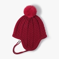 Cappello invernale in maglia a trecce rosso scuro con pompon e paraorecchie - Taglia unica / Borgogna