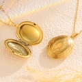 Gold Vintage Oval Locket