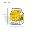 Schattige bananenmelk emaille speld, geel en wit metalen badge voor kleding en tassen - Banaan Stijl (XZ3351-4)
