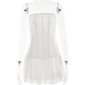 Dettaglio mini abito bianco a spalle scoperte con pieghe verticali e gonna a pieghe - S / Bianco