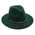 Détail du chapeau fedora en laine vert foncé avec bande décorative perlée bronze antique - Vert Foncé