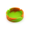 Runder Silikon-Aschenbecher mit orange-grüner Marmorierung und mehreren Zigarettenschlitzen - Orange & Grün Camouflage