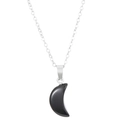 Minimalistische zwarte halve maan hanger aan een zilverkleurige metalen schakelketting - Unieke Maan Hanger Halsketting Zwart X526