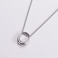 Collana minimalista in argento con pendente ovale e catena sottile in stile moderno - Color Acciaio
