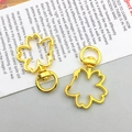 Goldene Kirschblüten Schlüsselanhänger mit Drehgelenk und Karabiner für DIY Schmuck - Goldener Sakura-Schlüsselanhänger 23*34mm