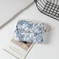 Quilted floral mini storage pouch with blue flower pattern and gold ring zipper - 12*1.5*9cm / Dark Blue Floral