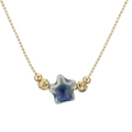 Collier à billes dorées minimaliste avec pendentif étoile en céramique bleue sur fond blanc - Cuivre et Étoile Bleu-Vert